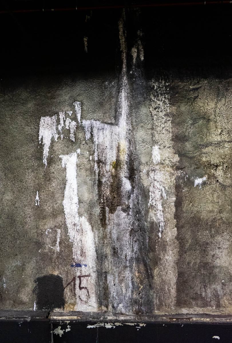 subway wall-10